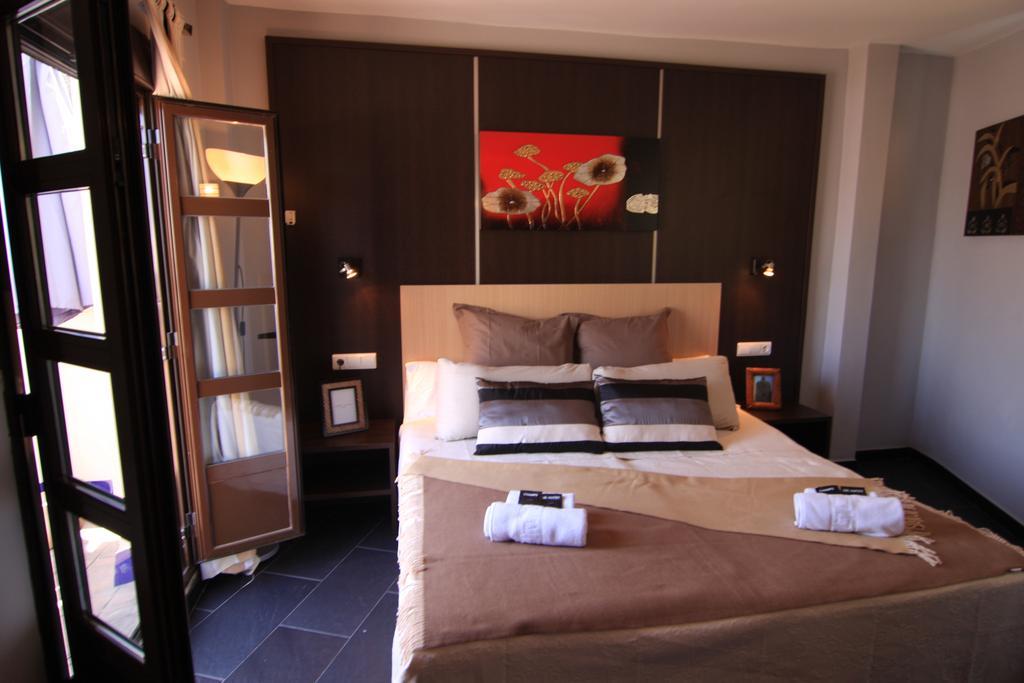 Hotel Plaza Sewilla